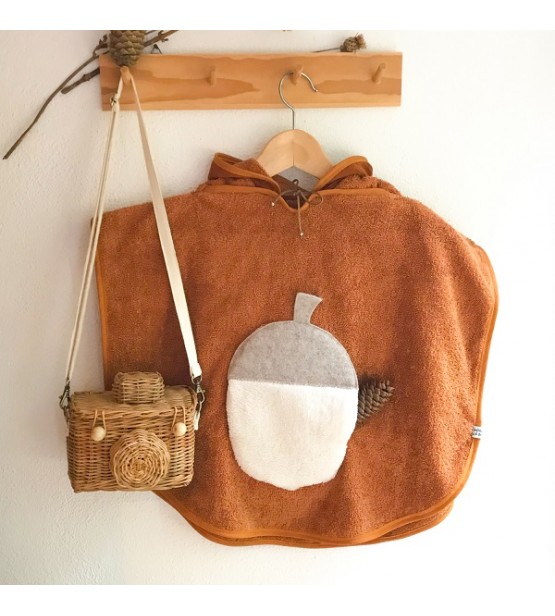 Poncho de bain personnalisable "Écureuil gourmand" - 3 tailles au choix – Image 4