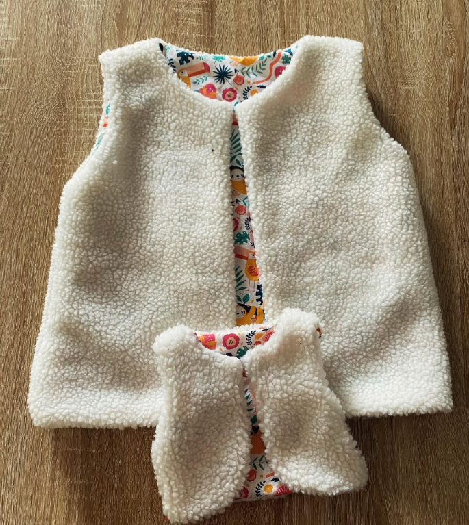 Gilet de berger pour enfant tout doux en fausse fourrure - couleur et motifs au choix