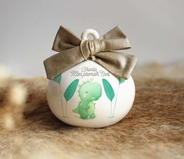 Boule de Noël personnalisée "Bébé dinosaure" – Image 2