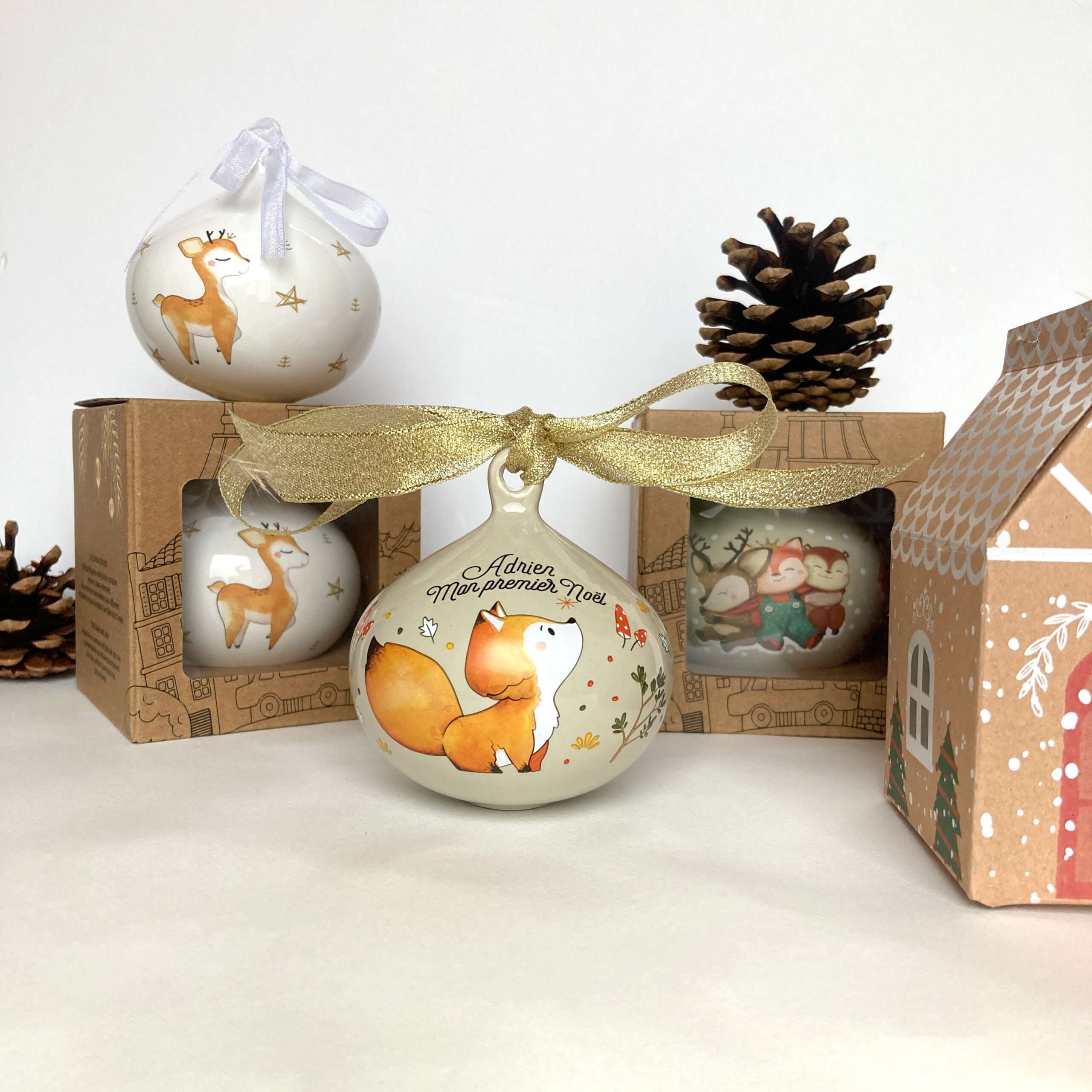 Boule de Noël personnalisée "Bébé renne" - Féerik – Image 2