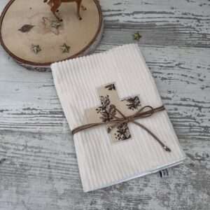 Carnet de santé personnalisable "Croix marron"